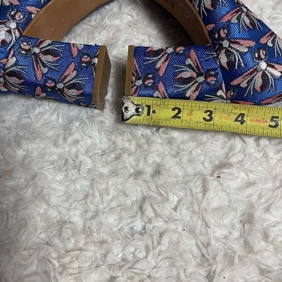 Marc Fisher brocade fabric royal blue   colorful flies print block heels SZ10M - Picture 8 of 11